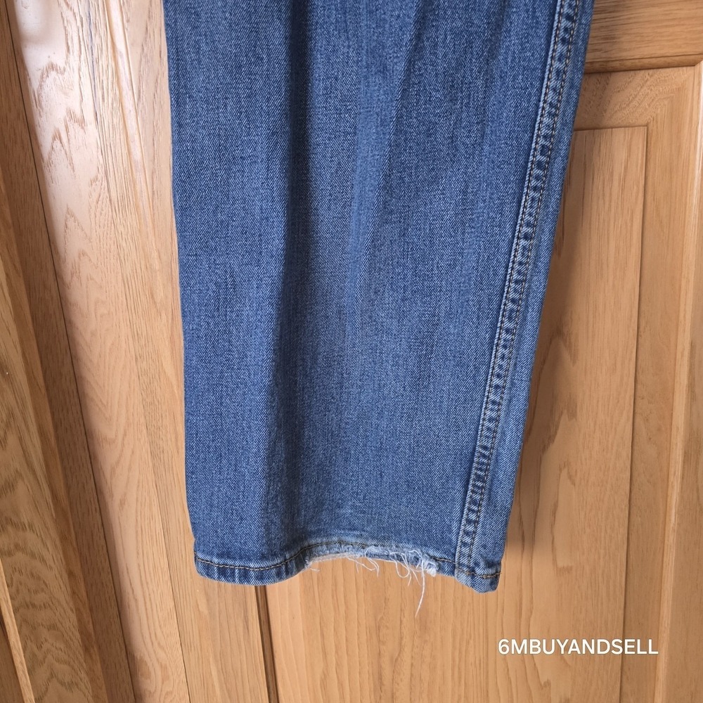 Levis 505 Regular Fit Straight Leg Jeans Mens 42x32 Medium Wash Blue 00505-1649 - Picture 16 of 16
